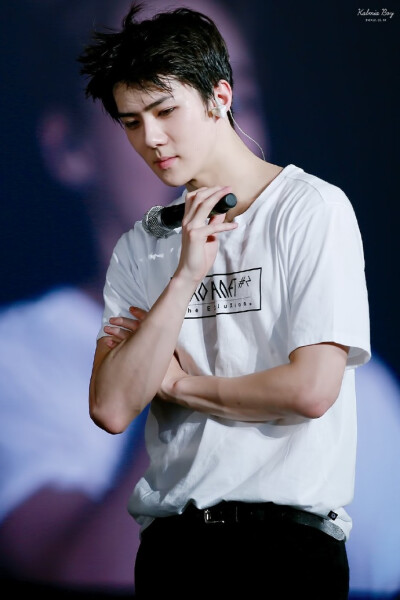 #吴世勋喵星人##吴世勋0412生日快乐# 【高清】【KALMIA_BOY】160320 EXO PLANET #2 The
EXO’luXion [dot] 原图地址：【O网页链接】