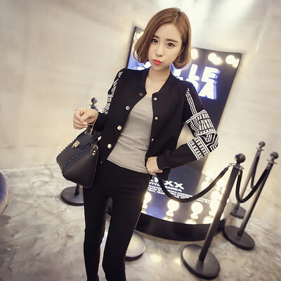 春季新款女装韩版单排扣圆领长袖短款外套