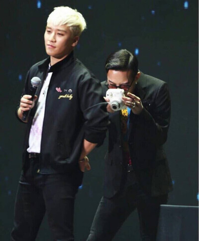 Bigbang 上海fm gd♥vi 龙tory