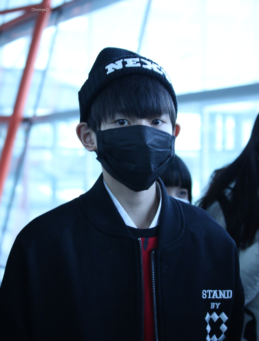 TFBOYS王源 160109 重庆赴北京 cr：OrangeO榨汁鲜橙多