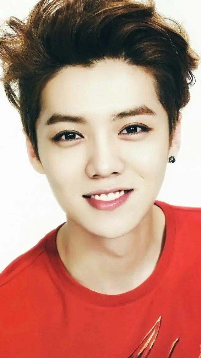 鹿晗（LU HAN）