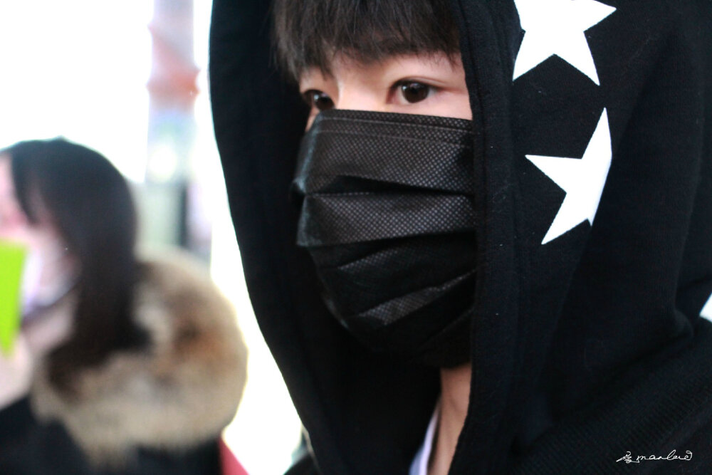 TFBOYS王源 160208 北京返重庆 cr：源哥曼曼来