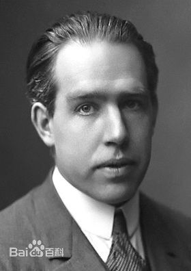 Dr.Niels Henrik David Bohr