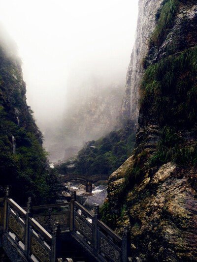 清明，庐山