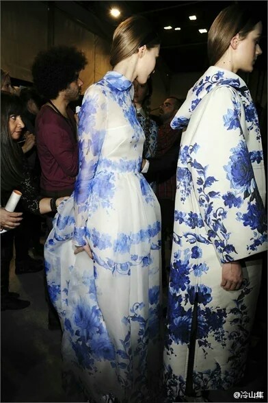  青花瓷。 Details. Valentino Fall 2013 