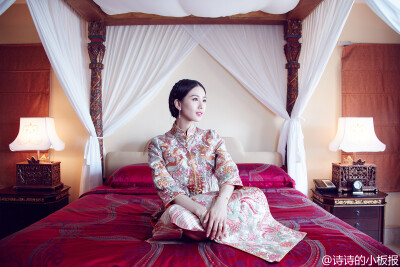 刘诗诗吴奇隆巴厘岛大婚：从07年的辛十四娘开始，我爱了诗诗9年，如今我爱的那个美丽善良的姑娘终于披上美丽的嫁衣嫁给她的意中人，或许她的意中人不是脚踏云彩的超级英雄，但我看到了吴奇隆对诗诗对他们婚礼的用心…