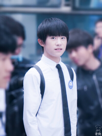 TFBOYS易烊千玺 160314 超少年密码 高清 cr.logo