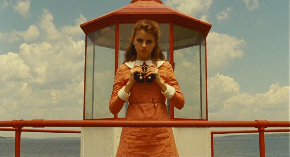 In the kingdom, childhood courage dies or thrives. 在月升王国里，童年的勇气若没死亡，一定会茁壮成长。 -Moonrise Kingdom 『月亮升起之王国』(2012)