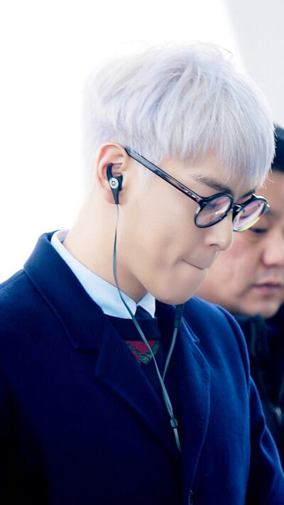 BIGBANG. TOP. 崔胜贤