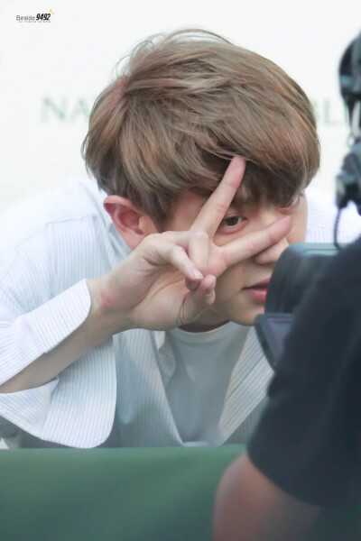 来张合照吧_ChanYeol