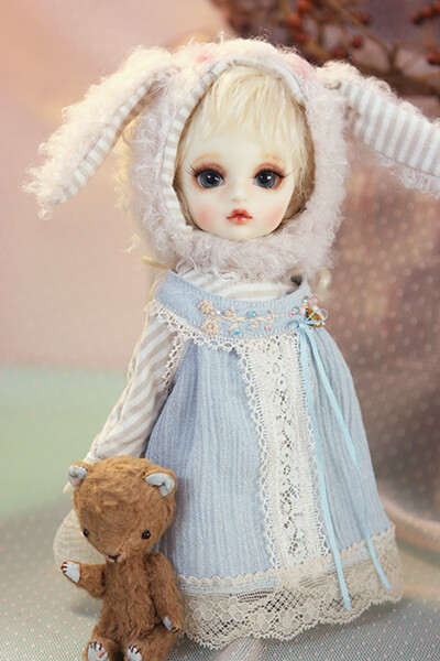 二手 YOSD 小布 BLYTHE 用 雪兔