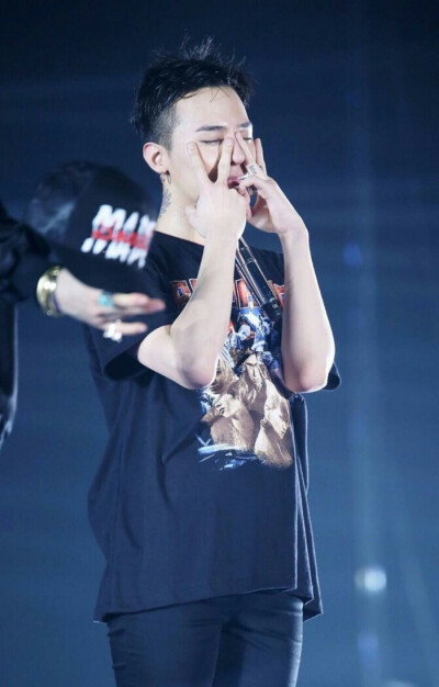 #G-Dragon 权志龙 GD#舞台表演高清图