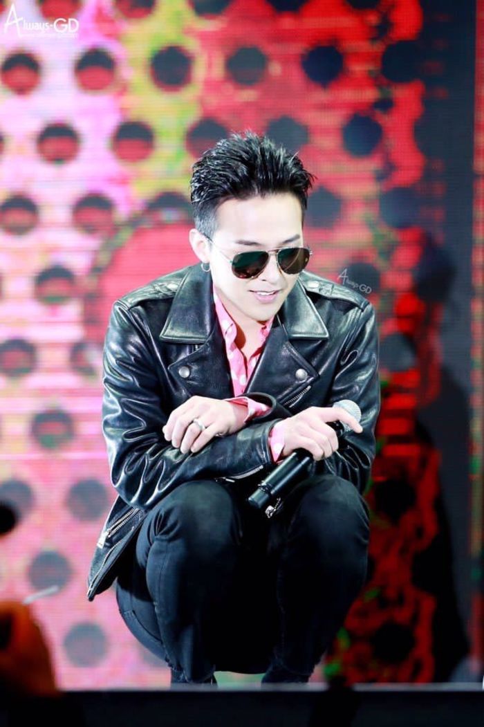 权志龙-#中国 各站 BIGBANG TOUR高清图#cr：logo