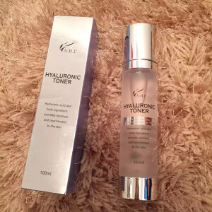 【汐宝推荐】ahc神仙水 去粉刺缩小毛孔 改善敏感肌肤 去除红血丝 高效保湿 恢复皮肤弹力 有效去出皱纹 美白去黄 不管你是什么肌肤 不管你你几岁 不管你皮肤有多糟糕 都能用AHC神仙水 AHC神仙水都能给你调理好 得到修复哦～