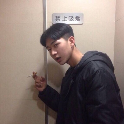 Jewel 男头 拿图点赞，谢谢合作