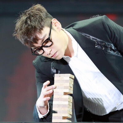 BigBang TOP 