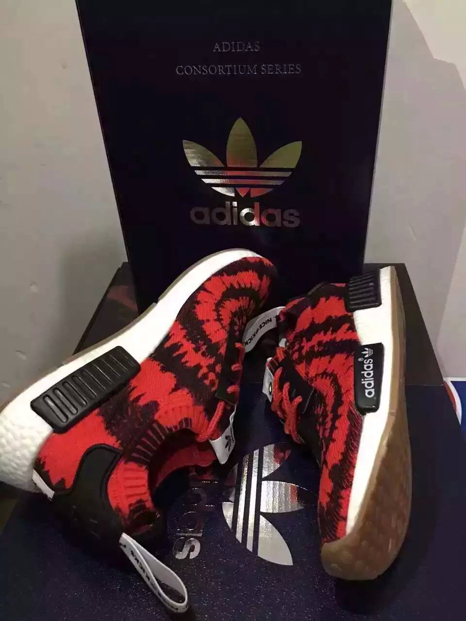 降价啦Nmd 新款火爆出货……adidas Originals NMD 蜘蛛侠36--44……