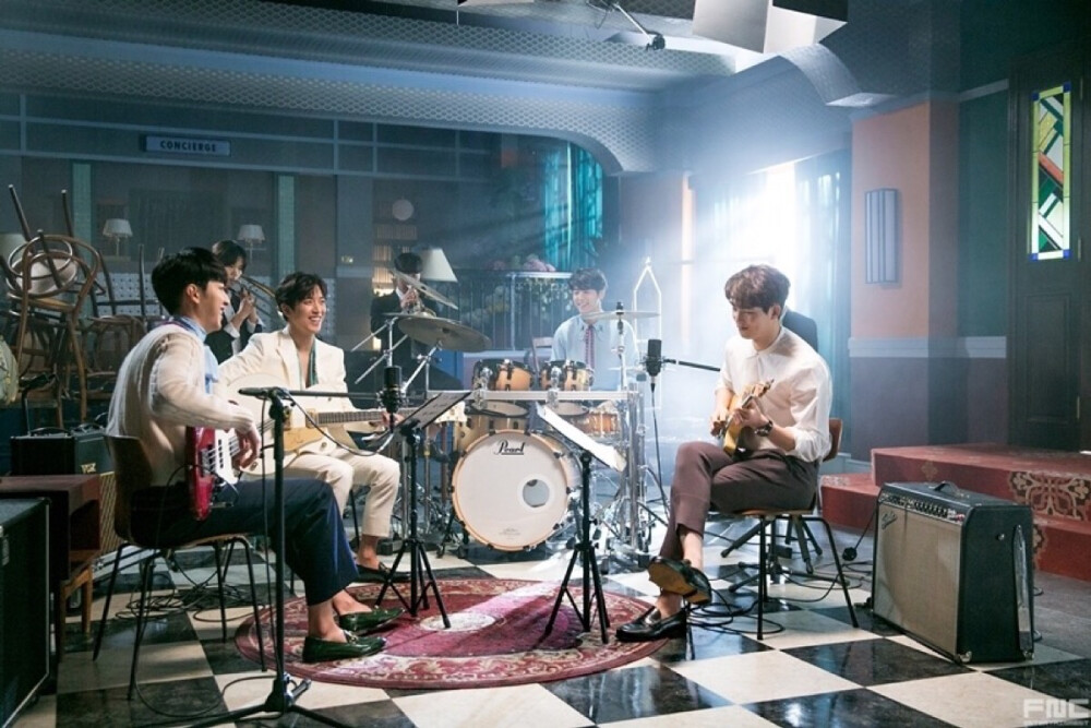 CNBLUE 