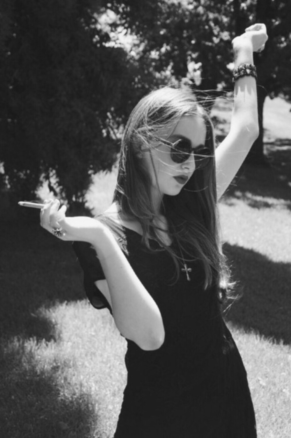 这个世界上根本就不存在“不会做”这回事，当你失去了所有的依靠的时候，自然就什么都会了。