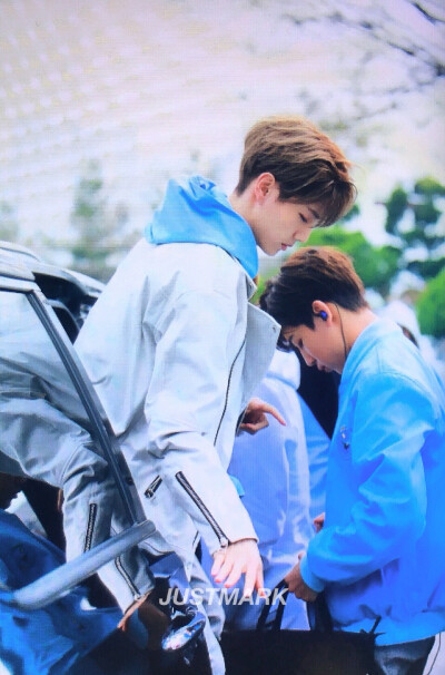  GOT7 林在范（JB.）、朴珍荣（Jr.）、段宜恩（Mark）、王嘉尔（Jackson）、崔荣宰（YoungJae）、BamBam、金宥谦（YuGyeom） 高清饭拍 马克哥哥怎么都上镜阿