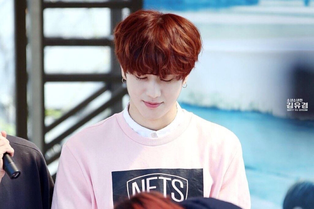 GOT7 林在范（JB.）、朴珍荣（Jr.）、段宜恩（Mark）、王嘉尔（Jackson）、崔荣宰（YoungJae）、BamBam、金宥谦（YuGyeom） 