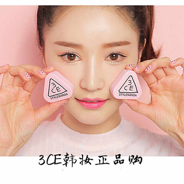 3ce韩妆正品购，3ce tinted treatment lip blam三角润唇膏 ，长久维持双唇水分，打造健康水润的双唇。