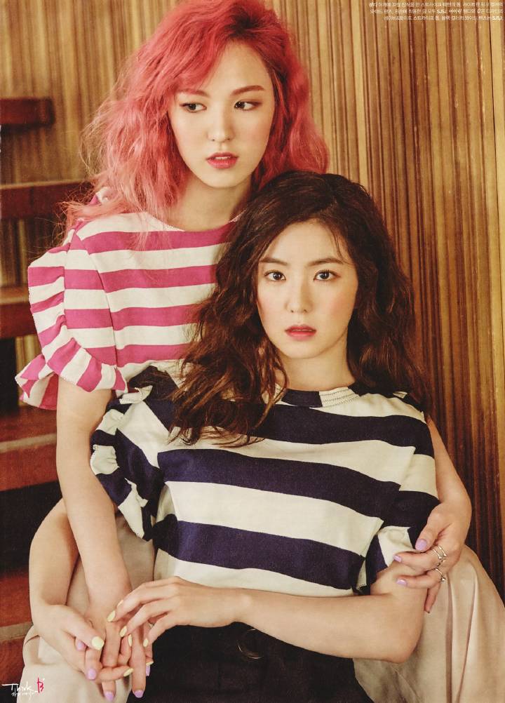 「red velvet」 Red Velvet是韩国SM娱乐有限公司于2014年8月推出的女子演唱组合，起初由裴珠泫（Irene）、姜涩琪（SeulGi）、孙承欢（Wendy）、朴秀荣（Joy）4人组成。 2015年3月11日，Red Velvet的经纪公司宣布增添金艺琳（Yeri）为组合的新成员