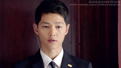 #太阳的后裔# #宋仲基#【EP13电脑壁纸9p】【1366x768】cr:@AwesomeWww