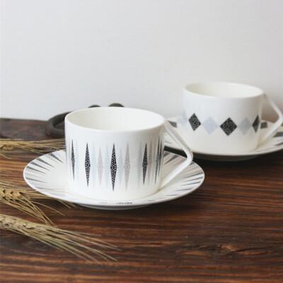 出口简约北欧式西式几何图案骨瓷非陶瓷咖啡杯碟红茶马克杯