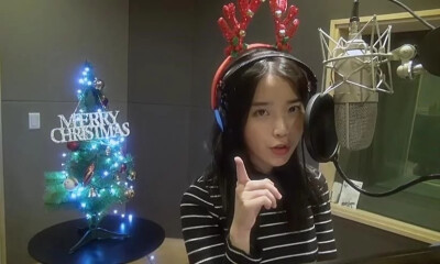 《12月24日(D.ear Cover)》—IU