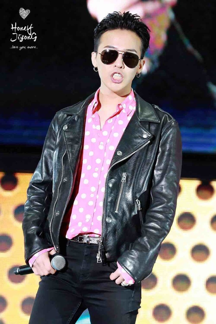 权志龙-#中国 各站 BIGBANG TOUR高清图#cr：logo