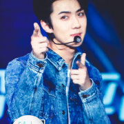 #吴世勋喵星人# #吴世勋0412生日快乐# 【Whirlwind预览打包】160409 第十六届音乐风云榜年度盛典 预览共624P 下载地址：【O网页链接】