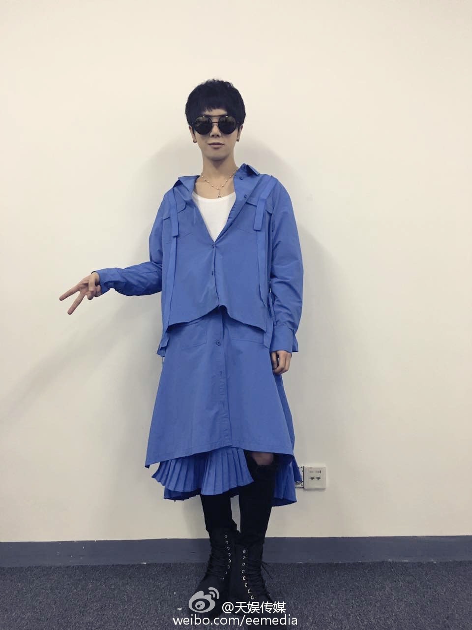 华晨宇 2016 0409 音乐风云榜 年度最佳偶像 年度最佳专辑演唱