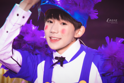 TFBOYS王源 160224 《王牌对王牌》 cr:Eroys1108