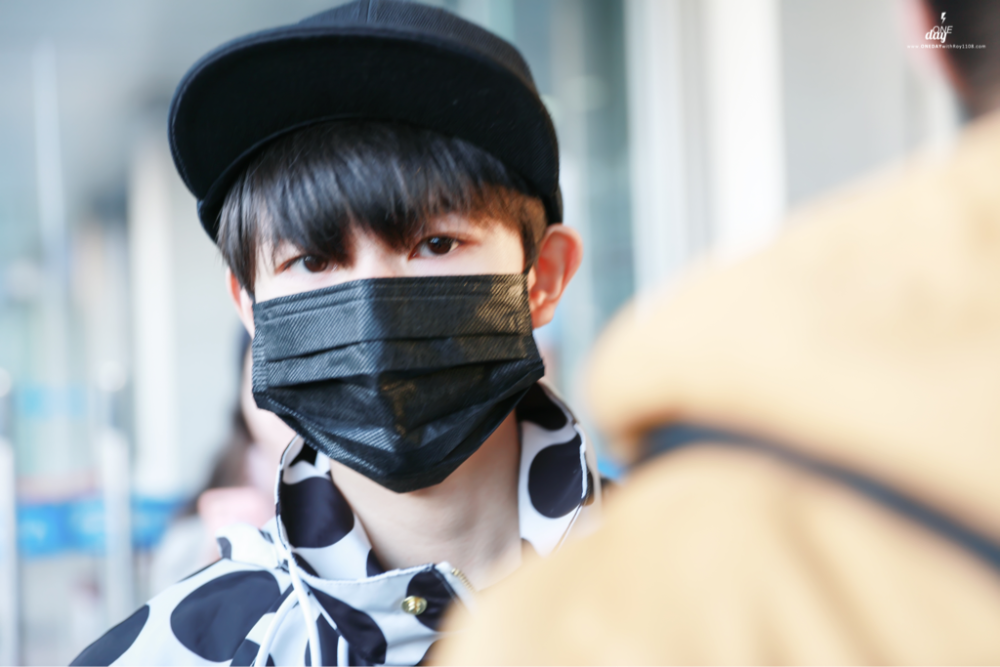 TFBOYS王源 160221 北京赴长沙 cr：OneDayRoy