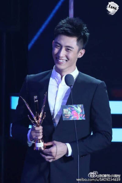 鲸鱼的第一个奖