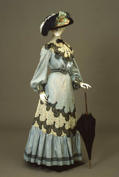 Day dress, ca. 1904-1905 Galleria del Costume di Palazzo Pitti /
Europeana Fashion