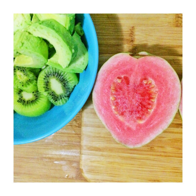 粉色的番石榴。