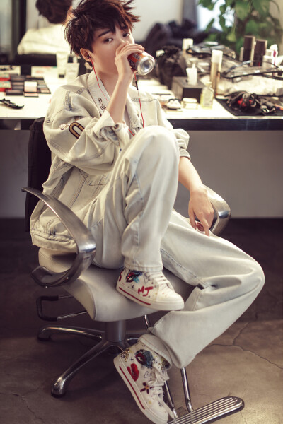 【李宇春】高清