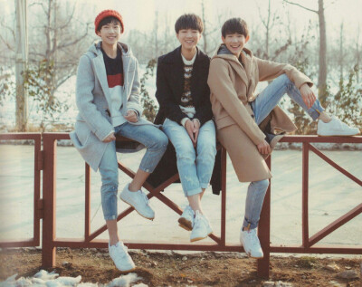 tfboys 圣诞写真