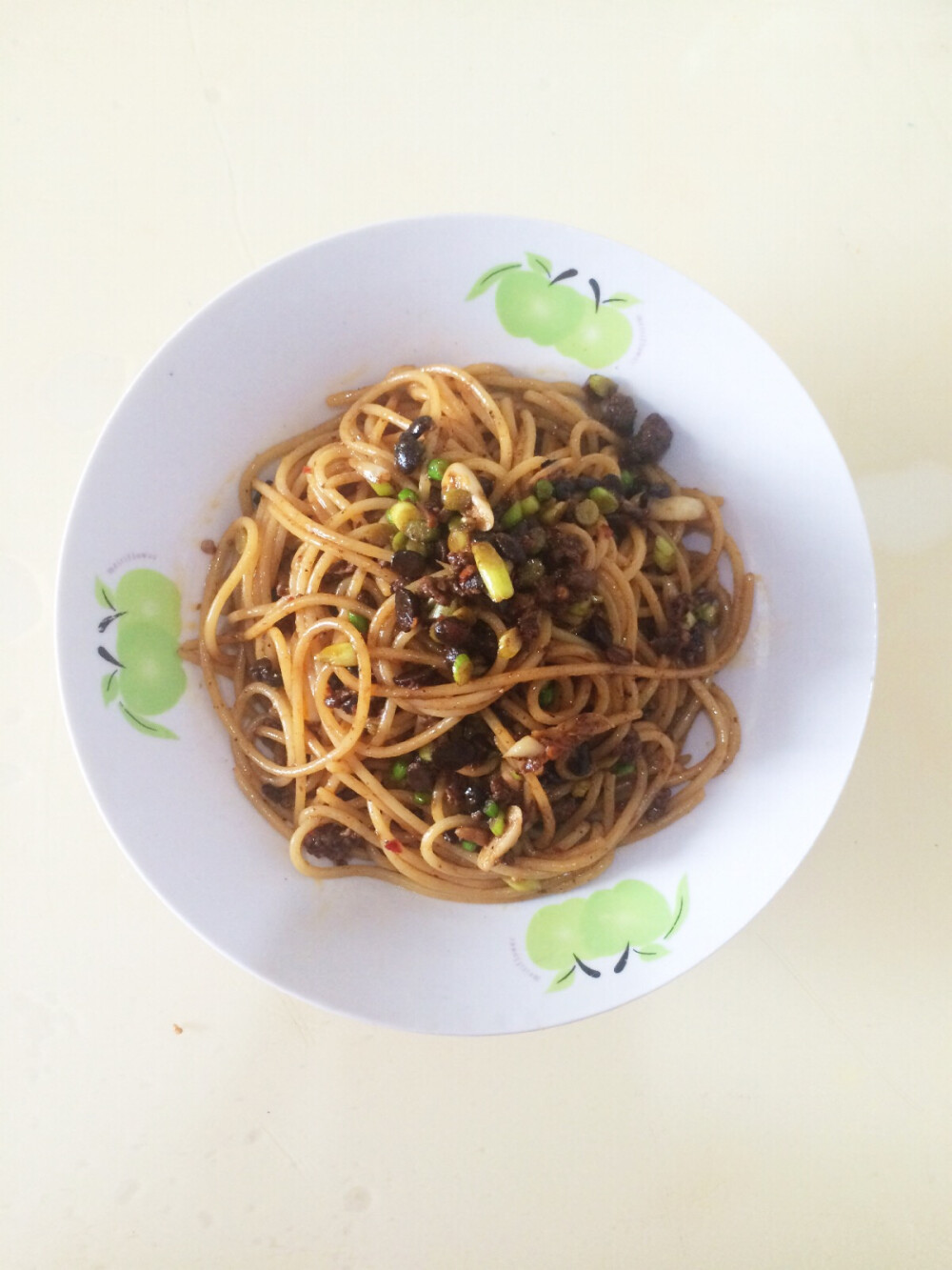 蒜苔辣豆瓣酱意面～lunch time