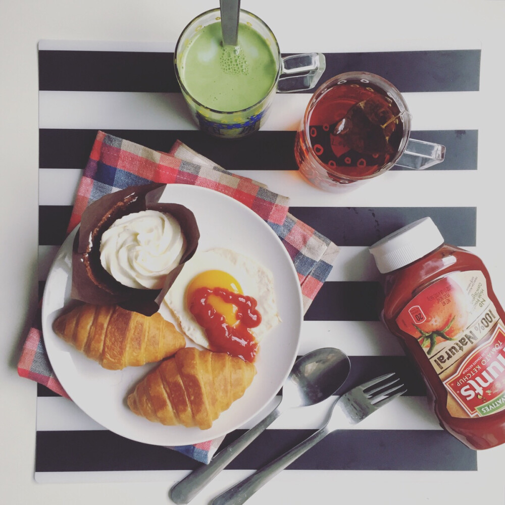 自制可可味的海绵蛋糕好吃