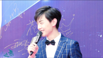 王青 160329 广州2016酷音乐亚洲盛典红毯主持首秀 cr: 青风沐宇流年站 