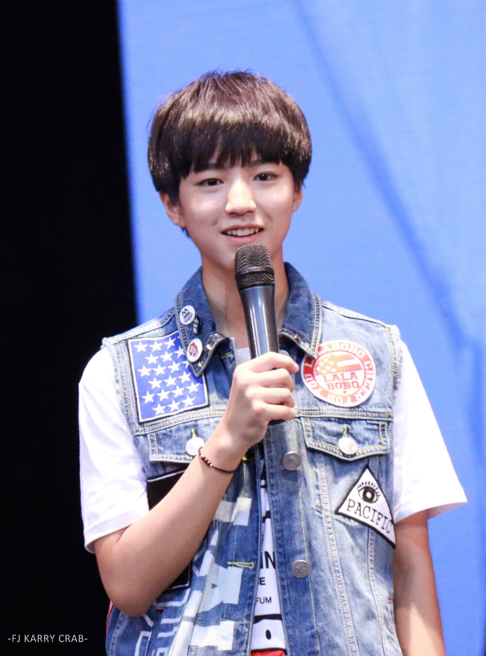 #王俊凯# #TFBOYS王俊凯# #TFBOYS#150919 王俊凯生日会cr：王俊凯福建首站