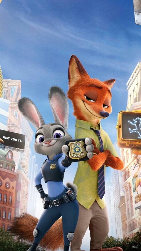 《疯狂动物城》好看，年度最佳。