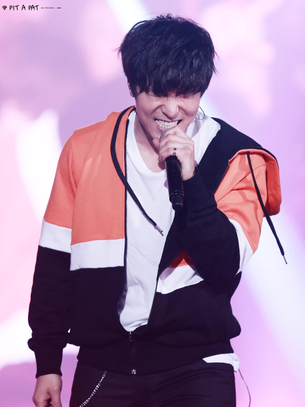 Shinhwa 神话 신화 Dane Kim 김동완 金烔完 Kim Dong Wan