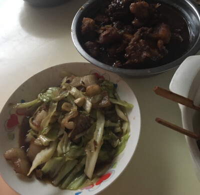 烧排骨+包菜