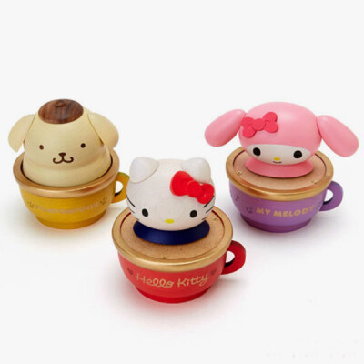 【日本Sanrio布丁狗音乐盒】可爱的狗狗的坐在茶杯中，乖巧的模样非常治愈人心；内置的音乐温馨柔和，还有kitty和melody两款可供选择，是送给宝宝最合适的礼物哦~ ￥348