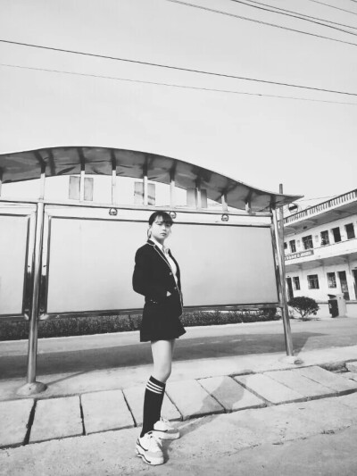 头像 唯美 小清新 丸子头 短发 女生头像 校服 韩式