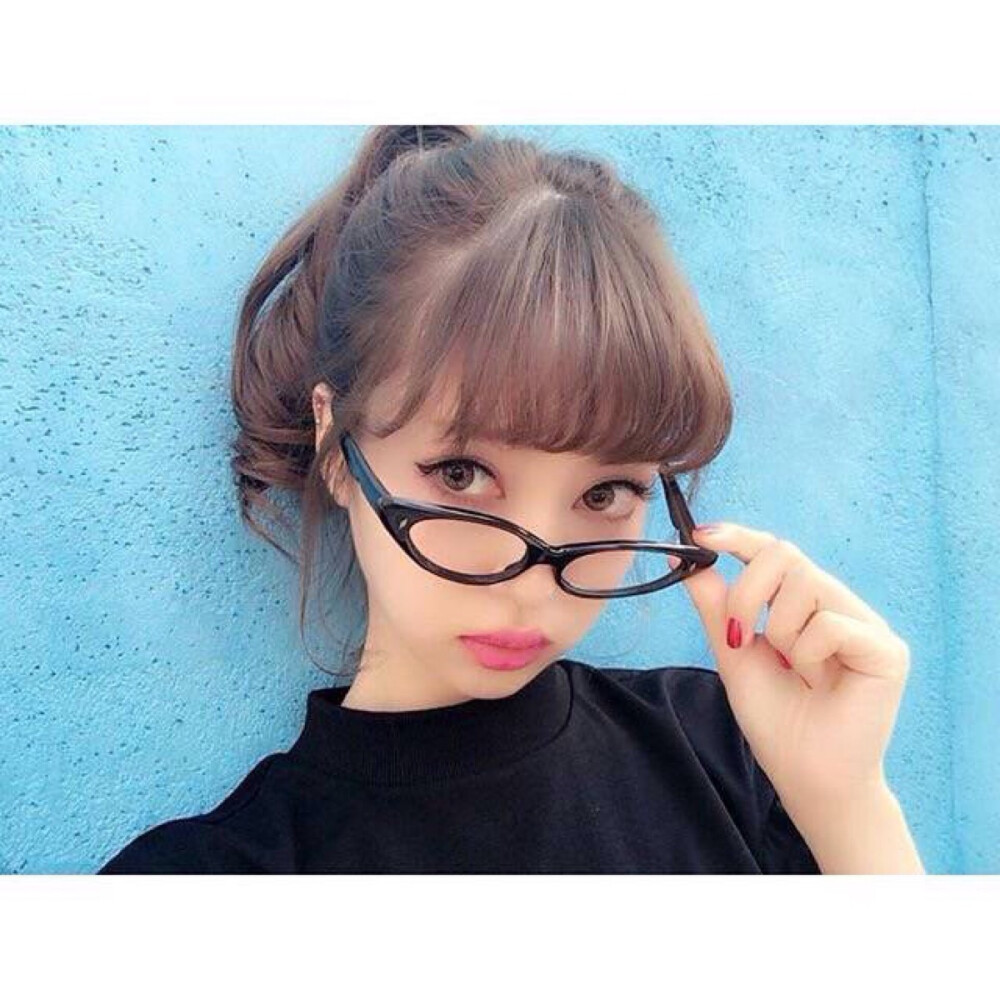 ✨#中村里砂# ✨
什么风格都好好看的Risa酱